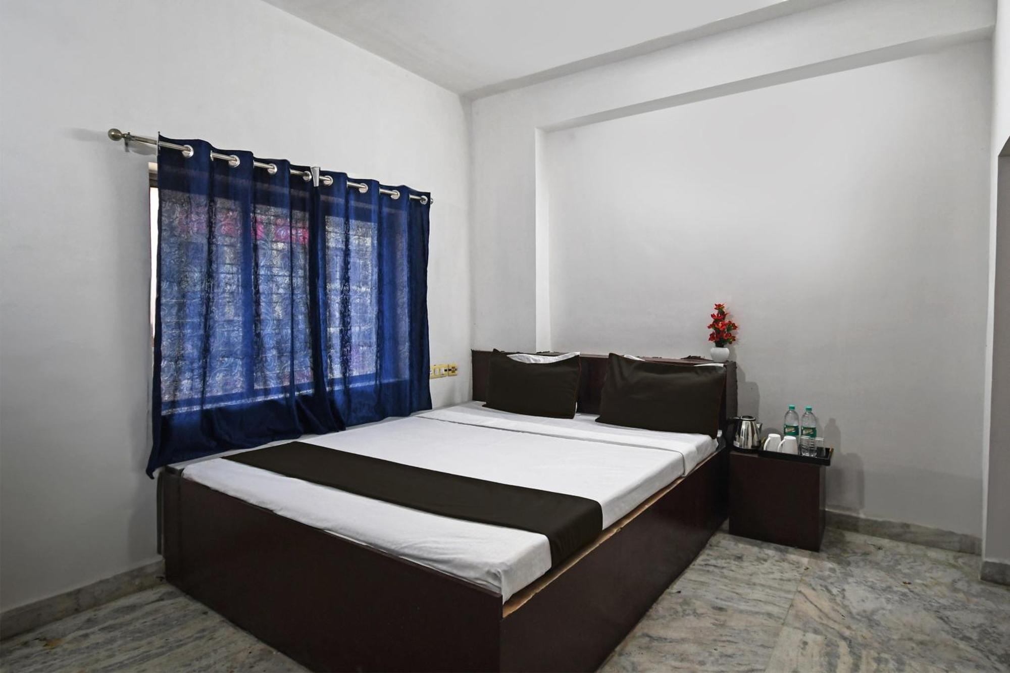 Oyo Hotel Chinar Park Calcutta Extérieur photo